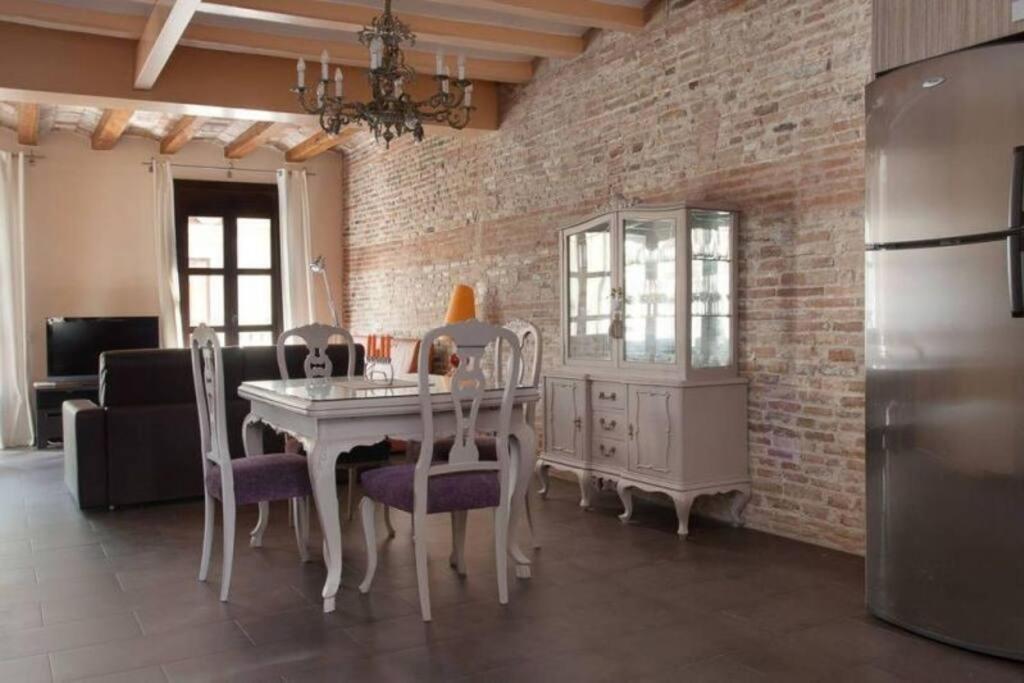 El Born - Spacious 2 Bedrooms Barcelona Ngoại thất bức ảnh
