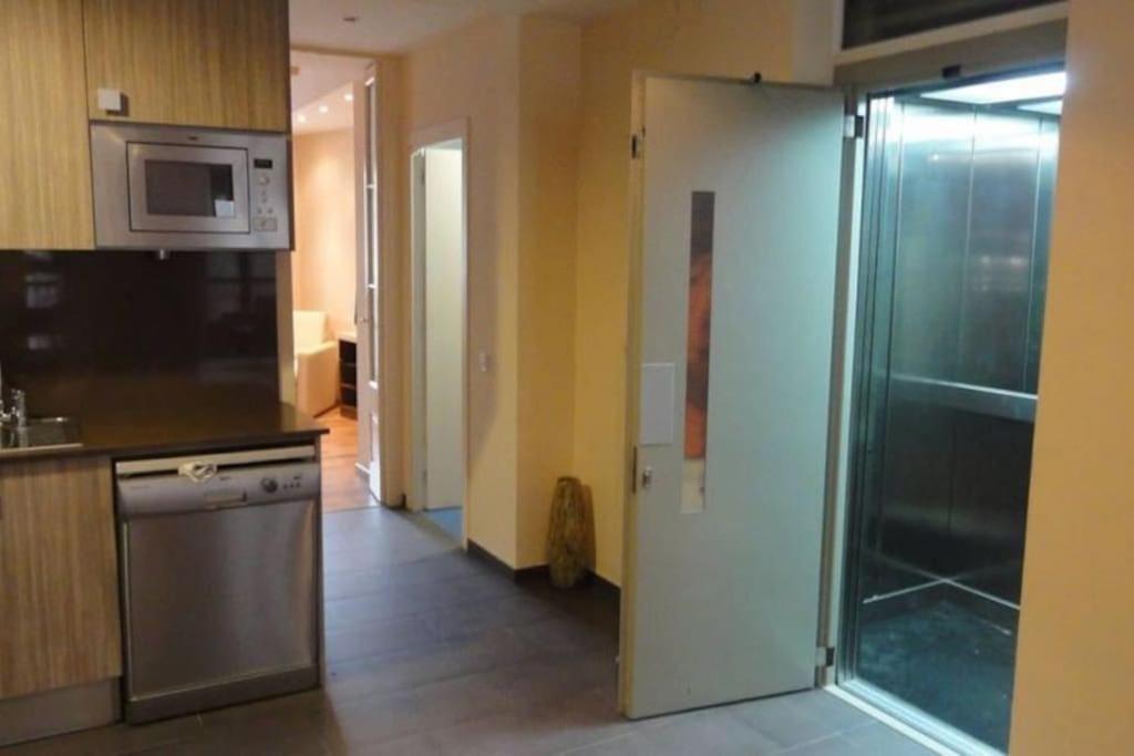 El Born - Spacious 2 Bedrooms Barcelona Ngoại thất bức ảnh